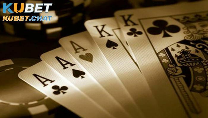 Cách đánh bài hay để có Full House Poker