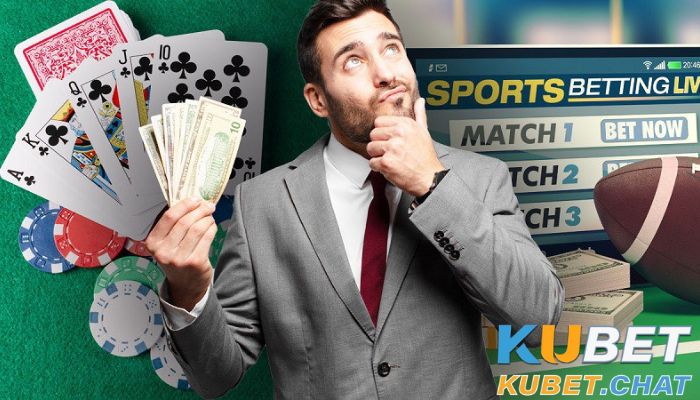 So sánh chơi Poker online tiền thật và trực tiếp tại sòng bài